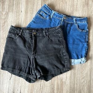 ✨5 for 25 Sale✨ 2 pairs of extremely stretchy high waisted denim shorts